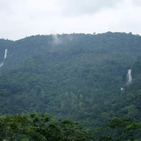 Jaintia Hill Resort Latu Eksteriør bilde